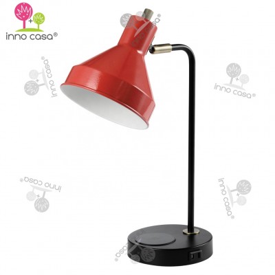 China Manufacturer Incandescent Bulbs Metal Red Desk Lamp With Usb Port